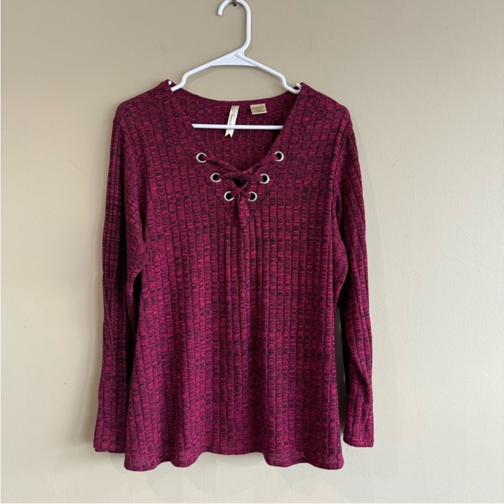 Chenault Red Ribbed Tie Front Long Sleeve Blouse - Picture 7 of 7